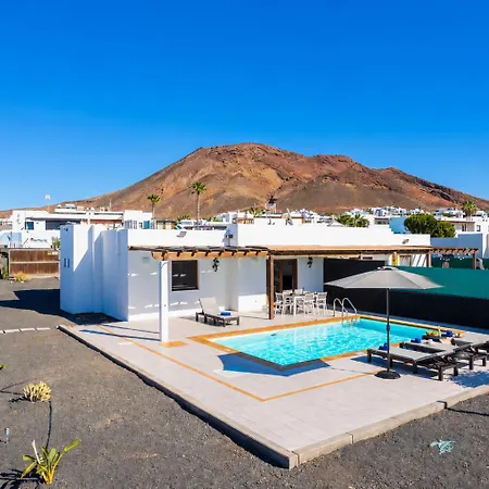 Sonada Villa Playa Blanca (Lanzarote)